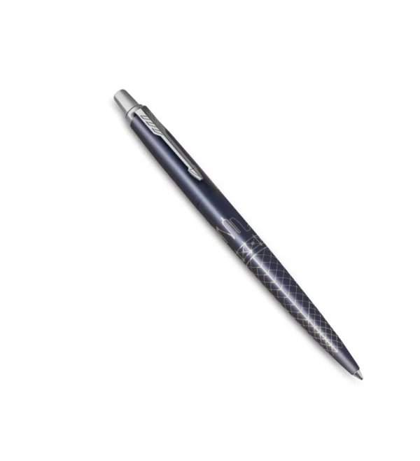 Limitirano izdanje Parker Jotter olovke s laserski urezanim motivima kozmopolitskog Sydneya. Limitirano izdanje Parker Jotter olovke s laserski urezanim motivima kozmopolitskog Sydneya.