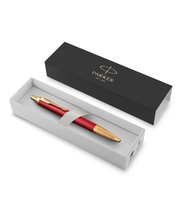 Elegantna crvena Parker IM Premium kemijska olovka u originalnoj poklon kutiji. Elegantna crvena Parker IM Premium kemijska olovka u originalnoj poklon kutiji.