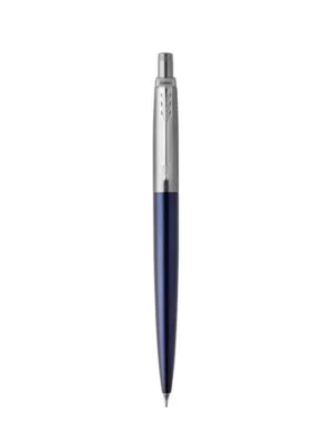 Puni prikaz Parker Jotter Royal plave kemijske olovke s kromiranim detaljima.