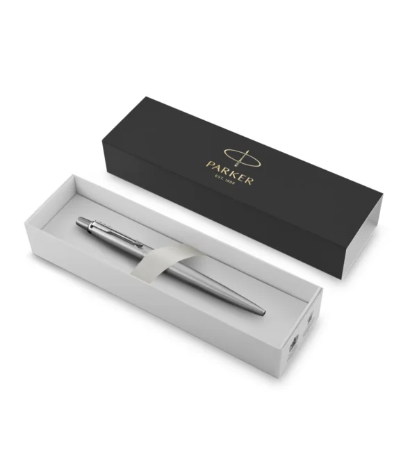 Čelična Parker Jotter tehnička olovka 0,5 mm u originalnoj poklon kutiji.