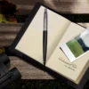 Simboličan dar za novi poslovni početak - Parker Jotter XL u mat crnoj izvedbi.